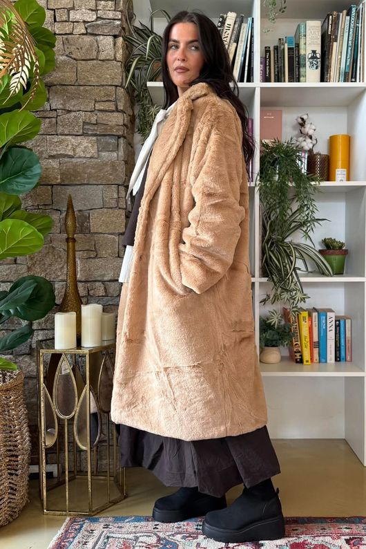 Mara Luxury Faux Fur Long Coat Camel 